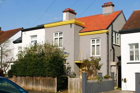 3 bedroom semi-detached house for sale, Selsdon Road West Norwood London SE 27