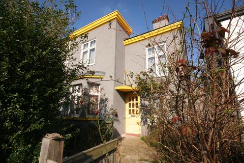 3 bedroom semi-detached house for sale, Selsdon Road West Norwood London SE 27