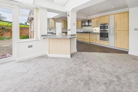 4 bedroom detached house for sale, Main Road, Bulcote, Nottingham
