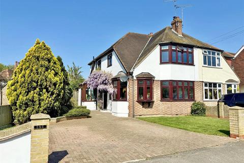 Baddow Place Avenue, Chelmsford