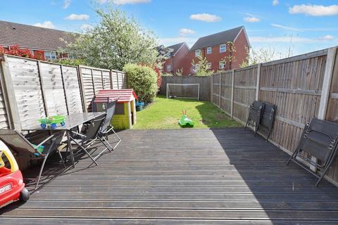 15 Coleridge Way, Borehamwood, WD6 2AE