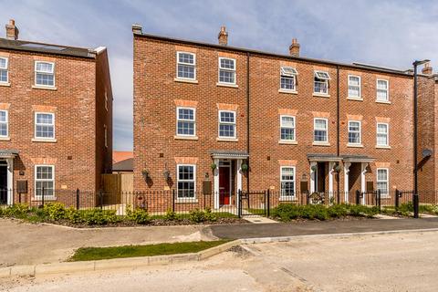 3 bedroom semi-detached house for sale, Circus Approach, Spalding
