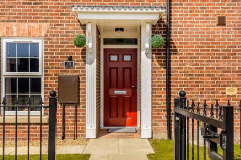 3 bedroom semi-detached house for sale, Circus Approach, Spalding