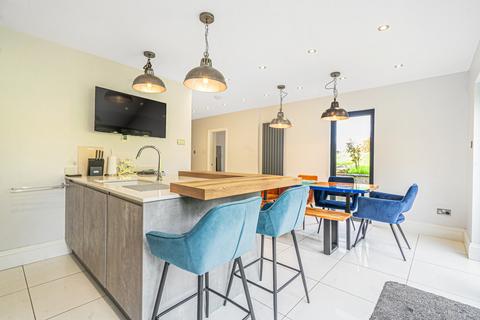 Holme Moss Gatebeck Road, Endmoor, Kendal, LA8 0HL