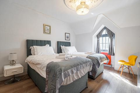 Holme Moss Gatebeck Road, Endmoor, Kendal, LA8 0HL