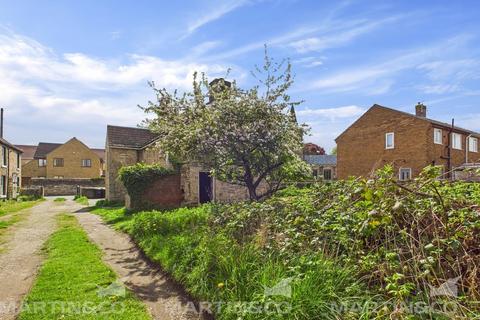 3 bedroom cottage for sale, High Street, Arksey