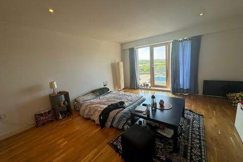 1 bedroom flat for sale, Mazarin House, Bury BL9