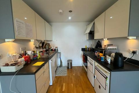 1 bedroom flat for sale, Mazarin House, Bury BL9