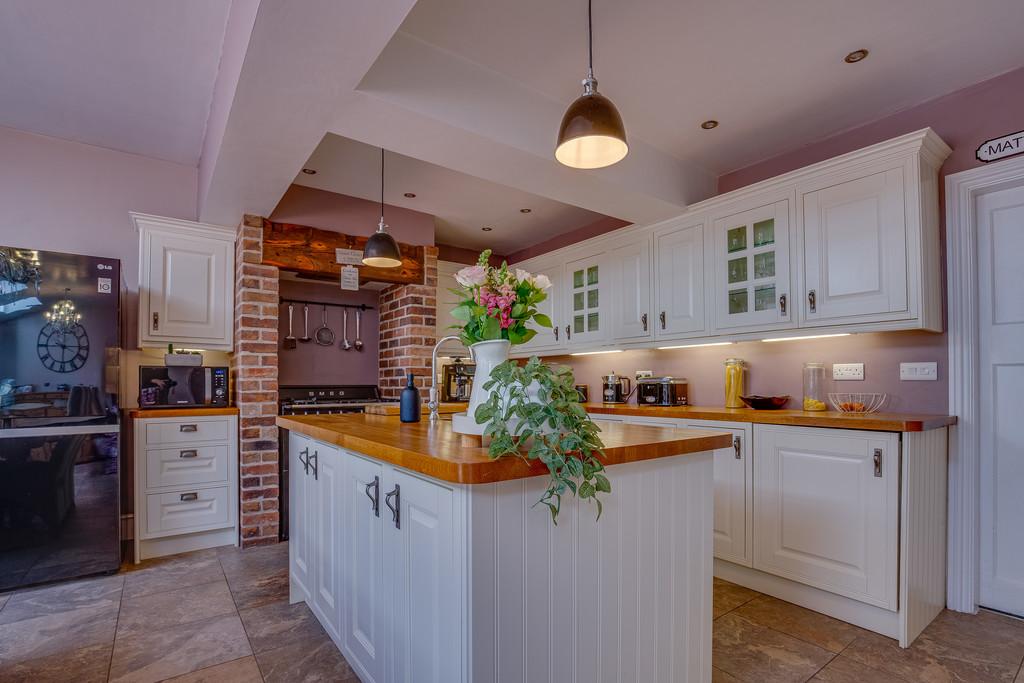 Kitchen Diner 1.7