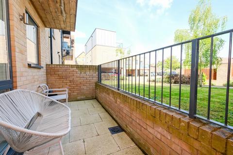 2 Bruce Grove, Orpington, BR6 0HF