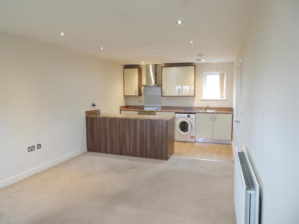 Kitchen / Lounge