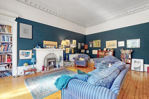 5 bedroom flat for sale, Rosslyn Terrace, Glasgow G12