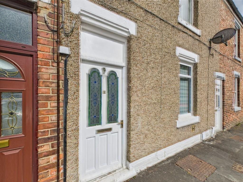 Cam01835 g0 pr0196 still004