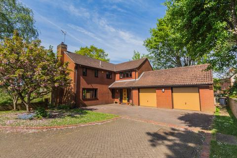Brightwell Walk, Wellingborough NN9