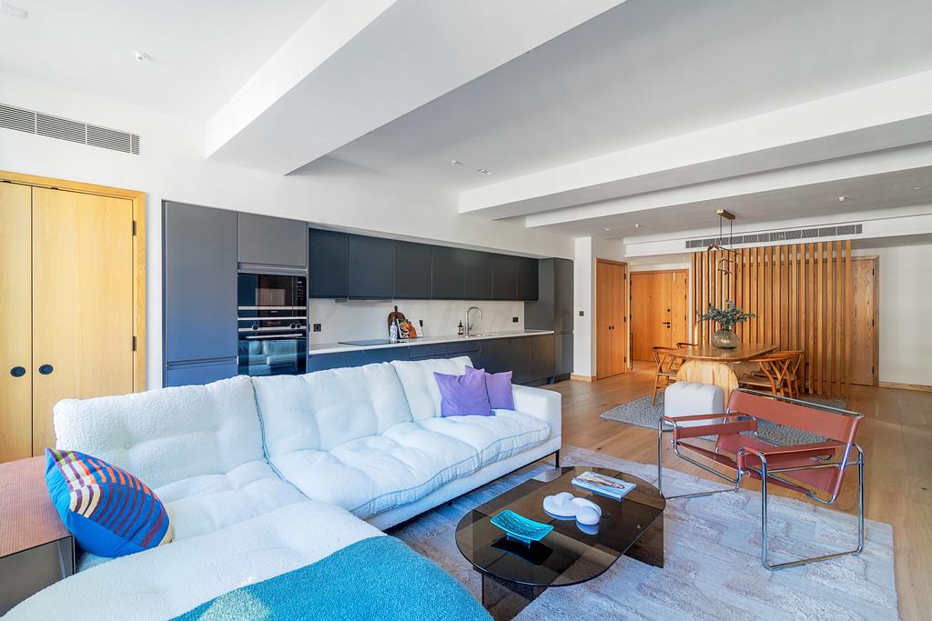 2 Arclight Lofts 18