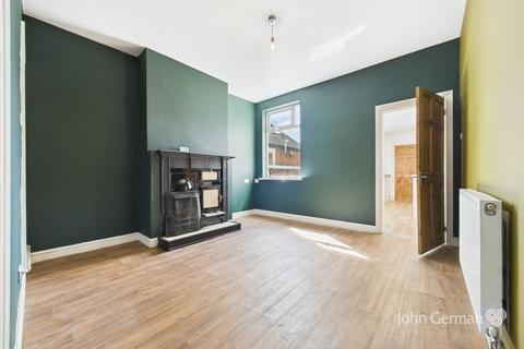 57 New Street, Uttoxeter, ST14 7QS