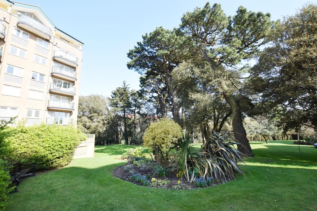 Gardens2