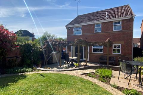 21 Robin Close, Uttoxeter, ST14 8TP