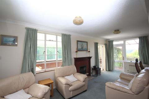 undefined, Ffordd Groesffordd, Glan Conwy, Colwyn Bay
