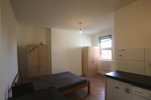 Studio to rent, High Road, Wembley, London, HA0