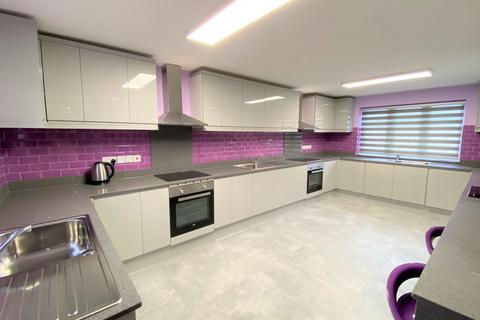 House share to rent, Chaplin Road, Wembley