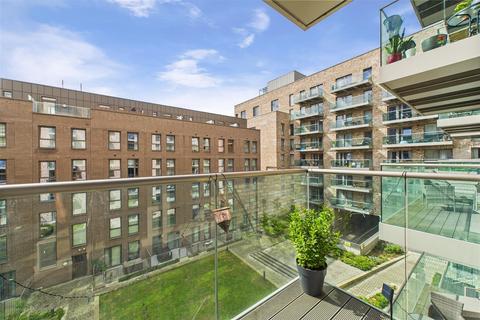 3 bedroom flat for sale, Chamberlain Court, 11 Ironworks Way, London, E13 9GF