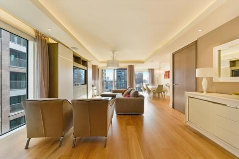 2 bedroom flat for sale, Woodford House, Chelsea Creek, London, SW6