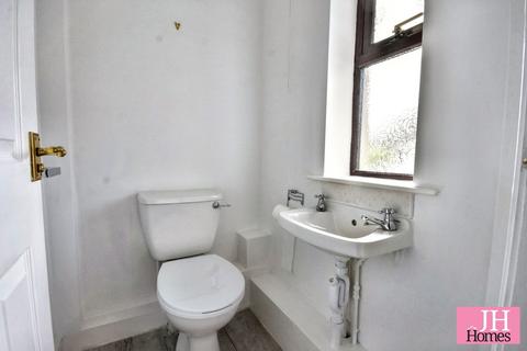 23 Devoke Water Gardens, Dalton-in-furness, LA15 8LG