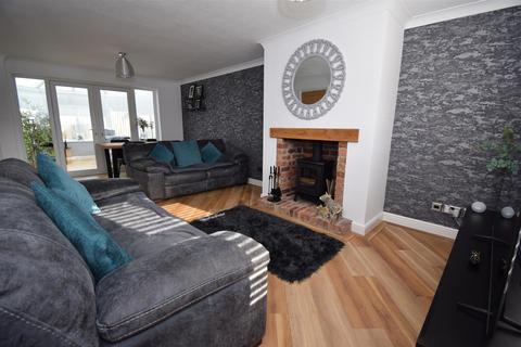 3 bedroom semi-detached house for sale, Braemar Drive, South Shields