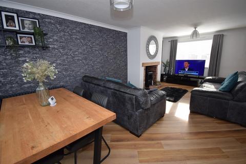 3 bedroom semi-detached house for sale, Braemar Drive, South Shields