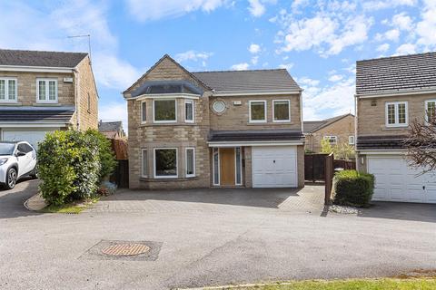 4 bedroom detached house for sale, Thorgrow Close, Fenay Bridge, Huddersfield, HD8 0FY