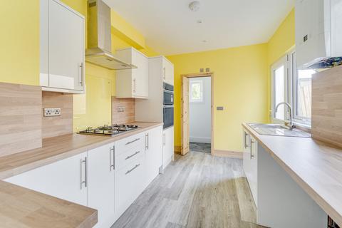 3 bedroom end of terrace house for sale, Cranleigh Road, N15