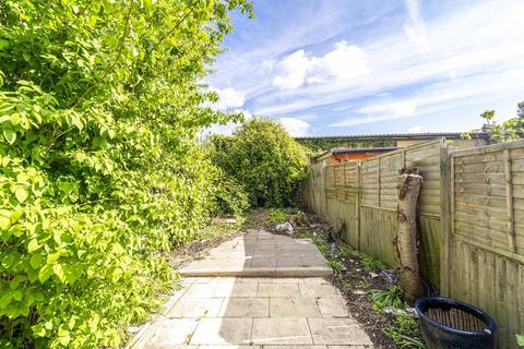 3 bedroom end of terrace house for sale, Cranleigh Road, N15