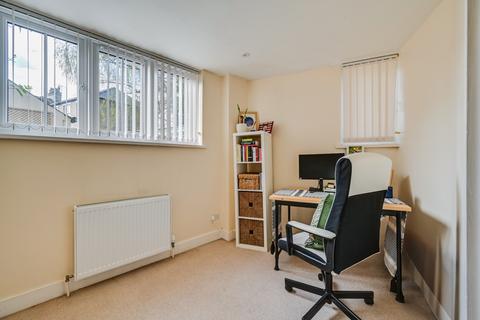 2 bedroom apartment for sale, Flat 4 12a Victoria Road, Cirencester
