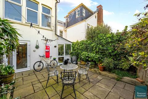 1 bedroom apartment for sale, Marine Avenue, Hove