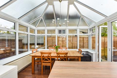 97 Dorking Road, Epsom, KT18 7JZ
