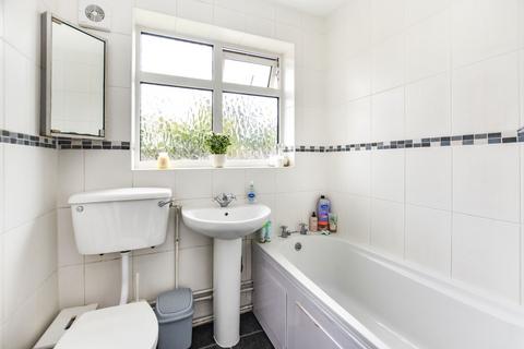 97 Dorking Road, Epsom, KT18 7JZ