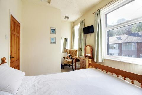 7 Vale Terrace, Hebden Bridge, HX7 5EW
