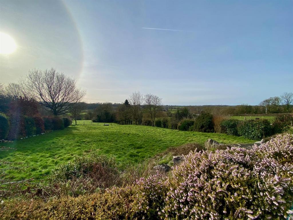 Garden Views 2.jpg