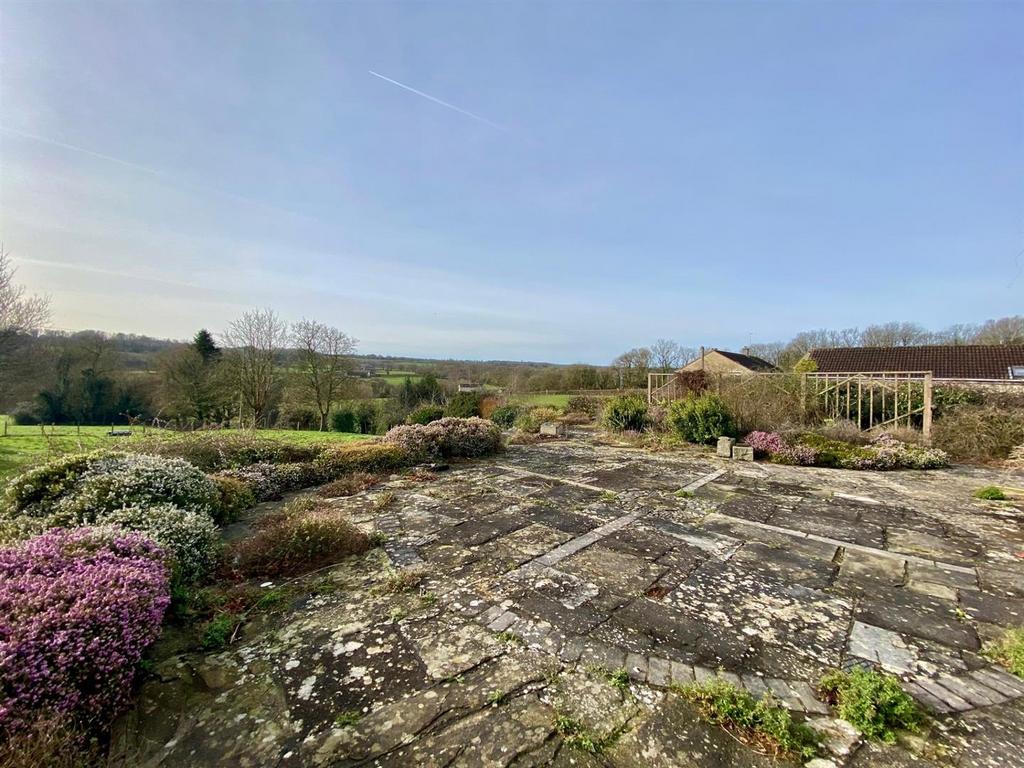 Garden Views.jpg
