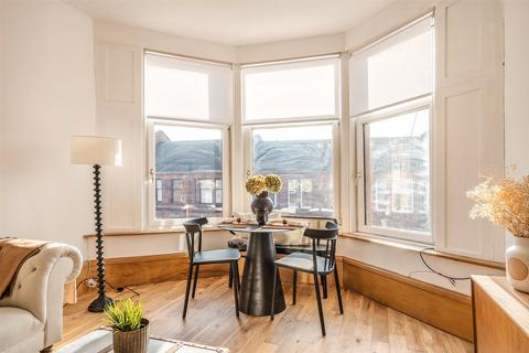 2 bedroom apartment for sale, Wilton Drive, North Kelvinside, Glasgow