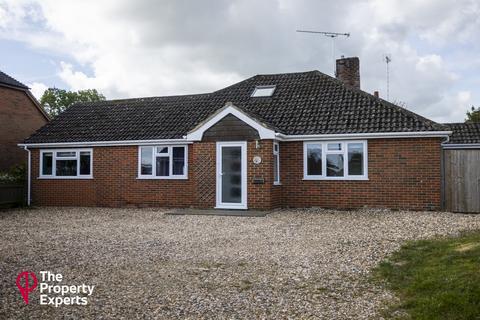 4 bedroom bungalow for sale, Theale Road, Reading, RG30