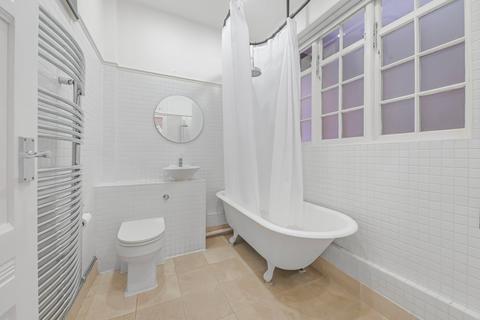 1 bedroom flat to rent, Meadway Court, Meadway, London