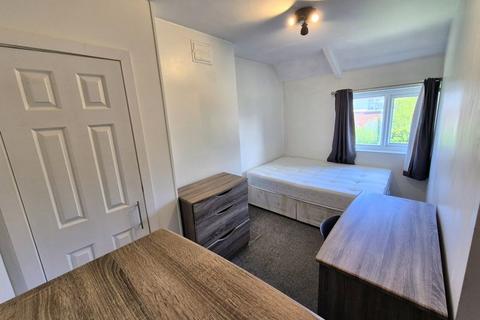 7 Stanmore Grove, Leeds, LS4 2RJ