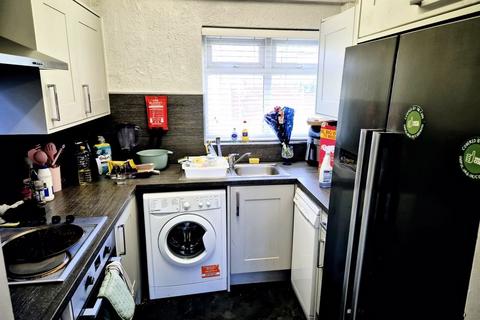 4 bedroom semi-detached house for sale, Stanmore Grove, Leeds