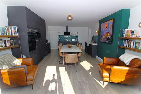 3 bedroom apartment to rent, Queens Road, Tunbridge Wells