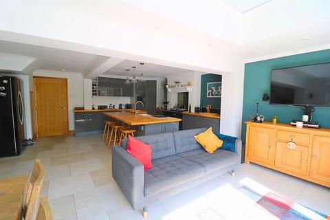 23 Barr Common Road, Walsall, WS9 0SY
