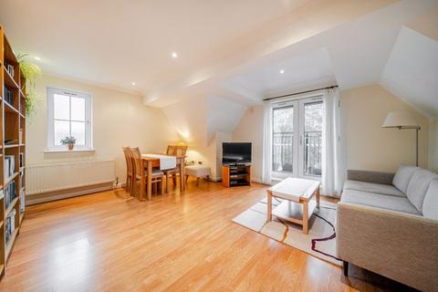 Flat 10, 4 Foxley Lane, Purley, CR8 3EP