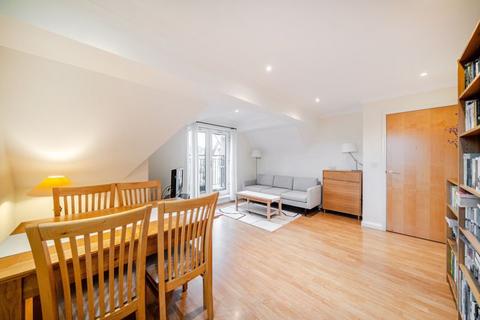 Flat 10, 4 Foxley Lane, Purley, CR8 3EP