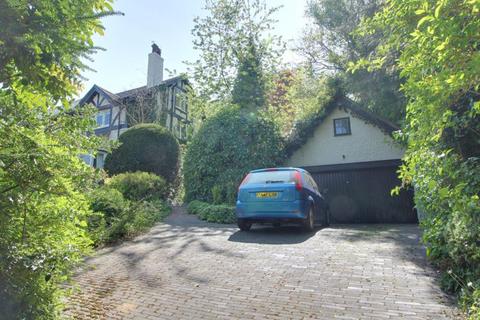 5 bedroom semi-detached house for sale, Furze Lane, Webb Estate, West Purley